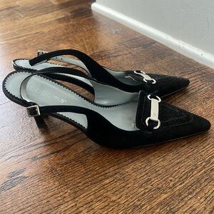 Pointed Toe Kitten heels Suede Slingback heels Sz 7.5